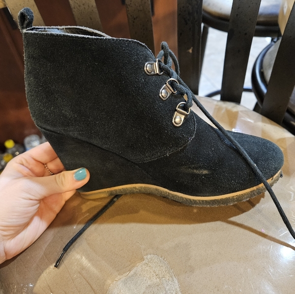 Steve Madden black boot wedges size 6.5. - Picture 8 of 9